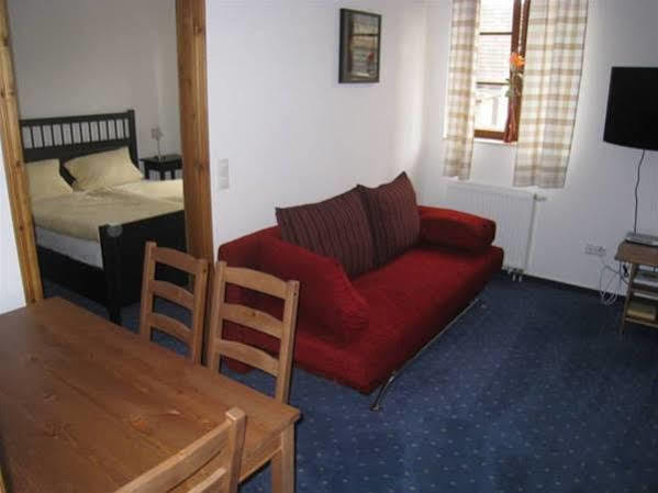 Hotel Weingaertner MHG Extérieur photo