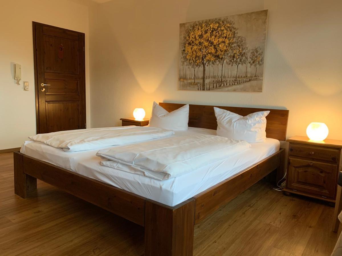 Hotel Weingaertner MHG Extérieur photo